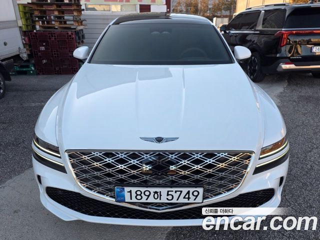 Genesis G80 Gasoline 2.5 Turbo 2WD — пробег 700 км — фото 1 из 5
