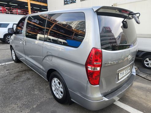Hyundai Starex 11-Seater Wagon CVX Premium — пробег 148 240 км — фото 3 из 5