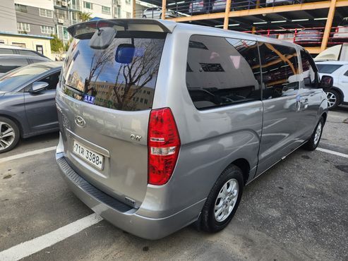 Hyundai Starex 11-Seater Wagon CVX Premium — пробег 148 240 км — фото 5 из 5