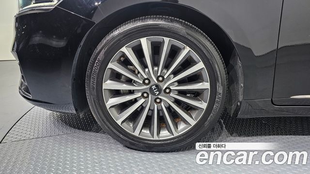 Kia K7 из Кореи Encar