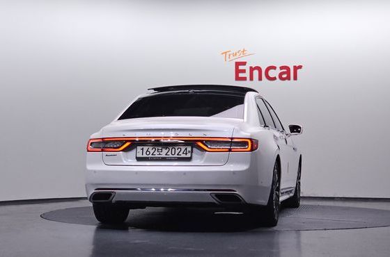 Lincoln Continental 3.0 Presidential AWD — пробег 77 608 км — фото 4 из 5