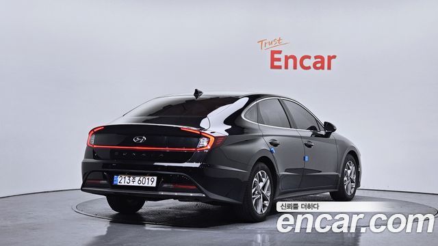 Hyundai Sonata 2.0 Premium Family — пробег 80 648 км — фото 2 из 5