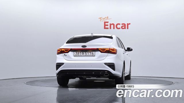 Kia K3 из Кореи Encar