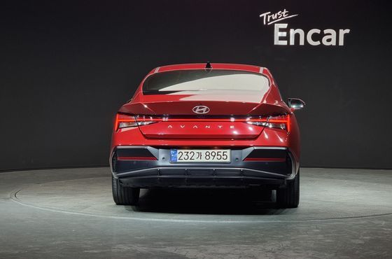 Hyundai AVANTE Inspiration — пробег 45 884 км — фото 4 из 5