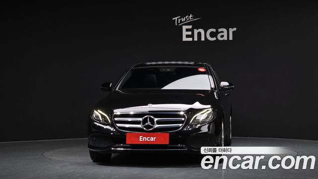 Mercedes-Benz E-Class из Кореи Encar