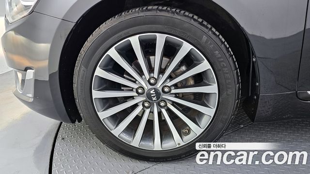 Kia K7 из Кореи Encar
