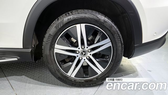 Mercedes-Benz GLE-Class GLE300d 4MATIC — пробег 153 774 км — фото 5 из 5