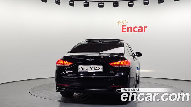 Hyundai Genesis из Кореи Encar