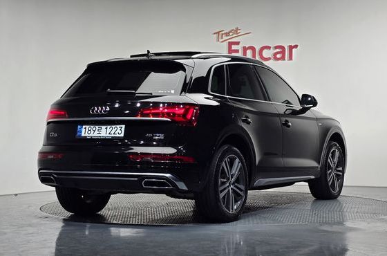 Audi Q5 45 TFSI Quattro Premium — пробег 51 424 км — фото 2 из 5