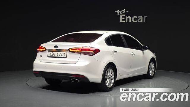 Kia K3 из Кореи Encar