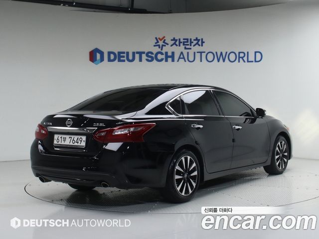 Nissan Altima из Кореи Encar
