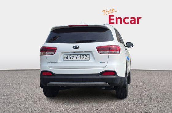 Kia Sorento Diesel 2.0 2WD Prestige — пробег 127 815 км — фото 4 из 5