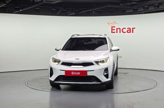 Kia Stonic Diesel 1.6 Prestige — пробег 72 496 км — фото 3 из 5
