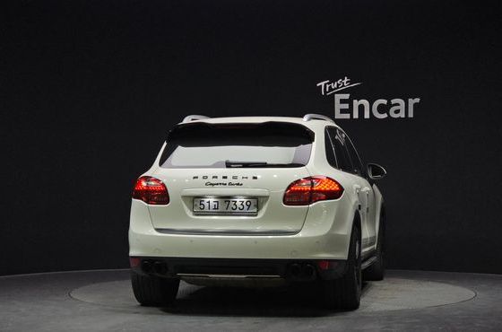 Porsche Cayenne 4.8 Turbo 958 — пробег 317 408 км — фото 4 из 5