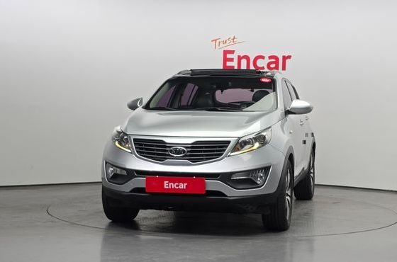 Kia Sportage Diesel 2WD TLX Deluxe — пробег 134 207 км — фото 3 из 5