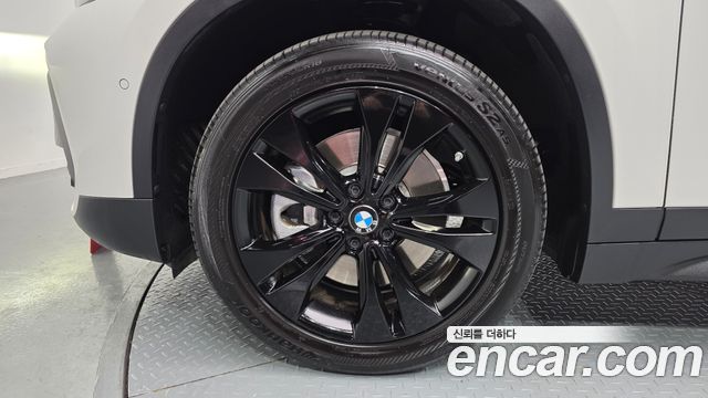 BMW X1 xDrive 20i Advantage — пробег 60 908 км — фото 5 из 5