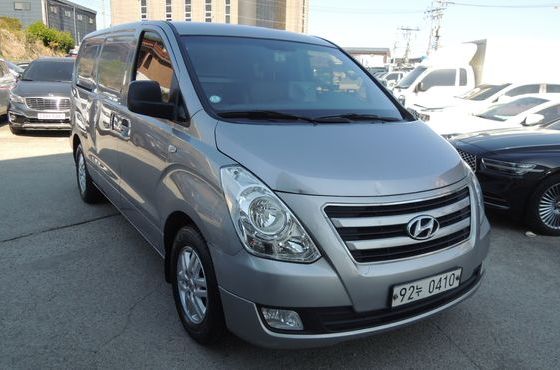 Hyundai Starex 3-Seater VAN Modern — пробег 307 020 км — фото 3 из 5