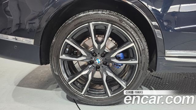 BMW X7 xDrive 40d M Sport 6STR — пробег 80 681 км — фото 5 из 5
