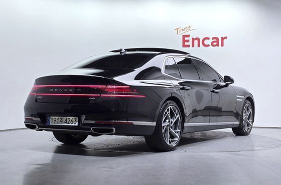 Genesis G90 Gasoline 3.5 Turbo AWD — пробег 31 905 км — фото 2 из 5