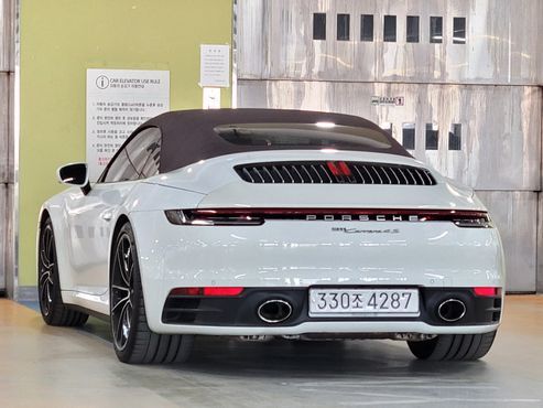 Porsche 911 Carrera 4S Cabriolet — пробег 38 900 км — фото 4 из 5