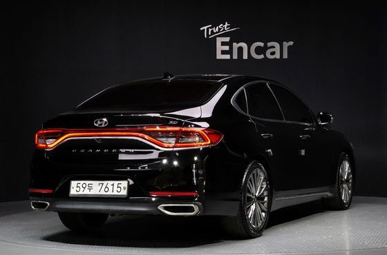 Hyundai Grandeur 3.0 Exclusive Special — пробег 222 141 км — фото 2 из 5