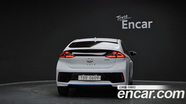 Hyundai Ioniq Q — пробег 221 846 км — фото 4 из 5