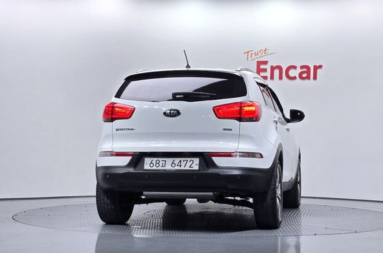 Kia Sportage Diesel 2WD Trendy — пробег 180 528 км — фото 4 из 5