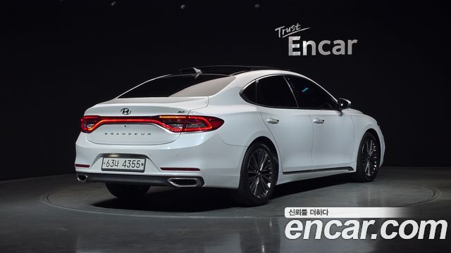 Hyundai Grandeur из Кореи Encar