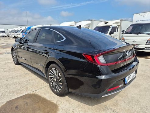 Hyundai Sonata Premium Plus — пробег 38 930 км — фото 2 из 5