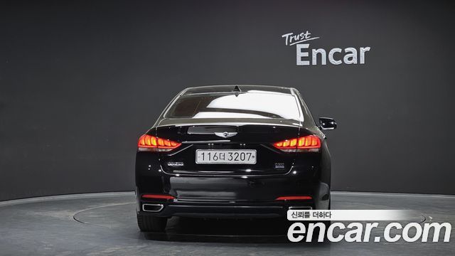 Hyundai Genesis из Кореи Encar