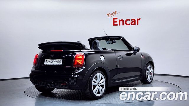 Mini Cooper Convertible JCW 3rd — пробег 45 310 км — фото 2 из 5