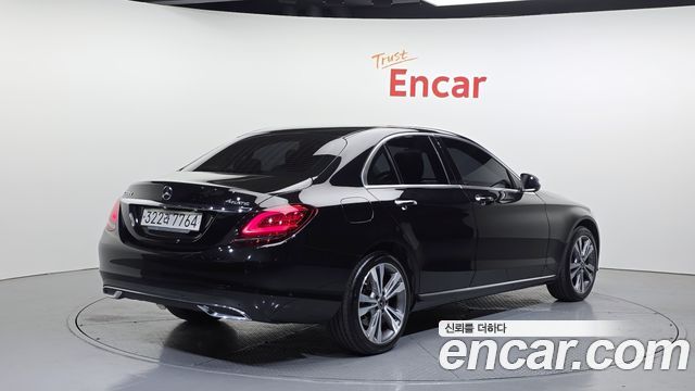 Mercedes-Benz C-Class из Кореи Encar