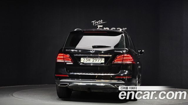 Mercedes-Benz GLE-Class GLE350 d 4MATIC — пробег 120 028 км — фото 4 из 5