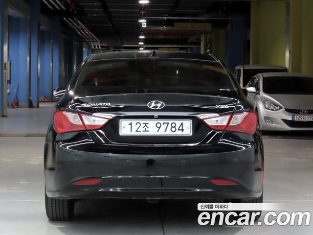 Hyundai Sonata LPi Luxury — пробег 139 676 км — фото 4 из 5