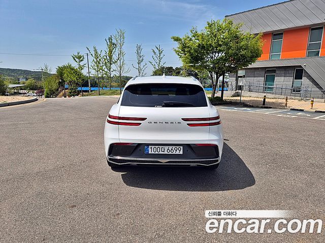 Genesis GV70 из Кореи Encar