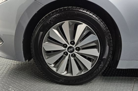 Hyundai Grandeur Premium — пробег 232 146 км — фото 5 из 5