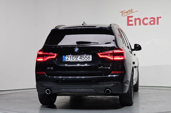 BMW X3 xDrive 30e M Sport — пробег 118 412 км — фото 4 из 5