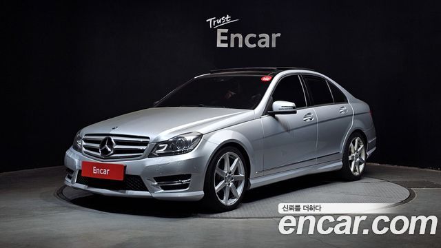 Mercedes-Benz C-Class C200 CGI Avantgarde Style Package — пробег 145 603 км — фото 1 из 5
