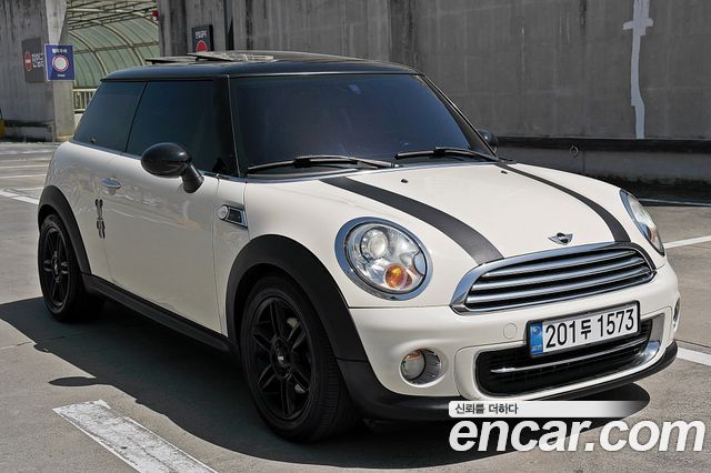 Mini Cooper Baker Street — пробег 150 600 км — фото 5 из 5