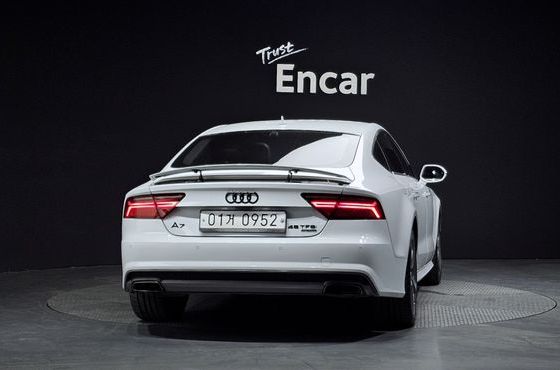 Audi A7 40 TFSI Quattro Sport 4G — пробег 138 392 км — фото 4 из 5