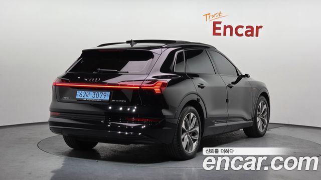 Audi e-tron из Кореи Encar