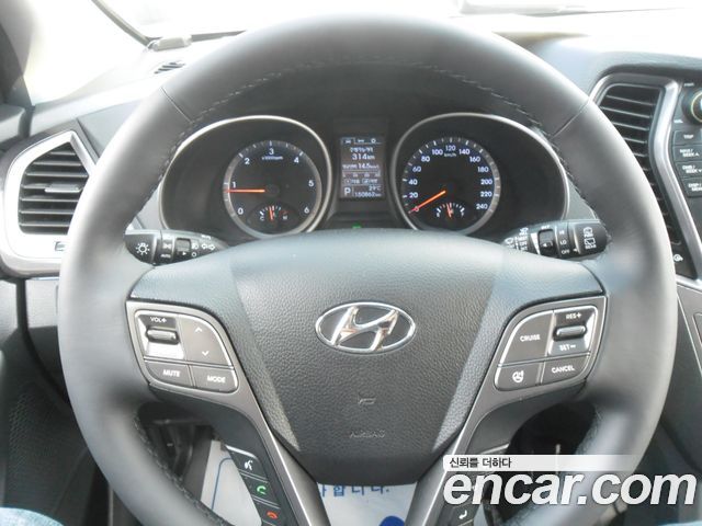 Hyundai Santafe Diesel(e-VGT) 2.0 4WD Premium — пробег 150 800 км — фото 4 из 5