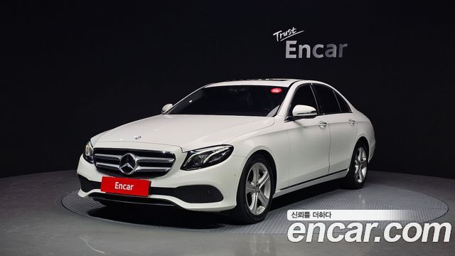 Mercedes-Benz E-Class E220d 4MATIC Avantgarde — пробег 83 756 км — фото 1 из 5