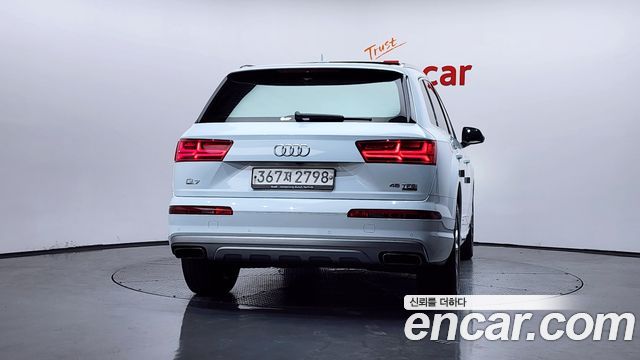 Audi Q7 из Кореи Encar