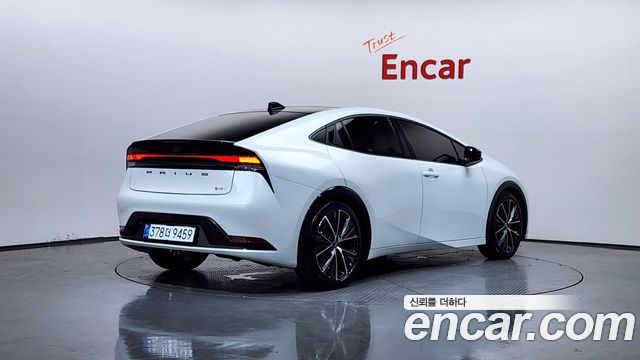 Toyota Prius из Кореи Encar