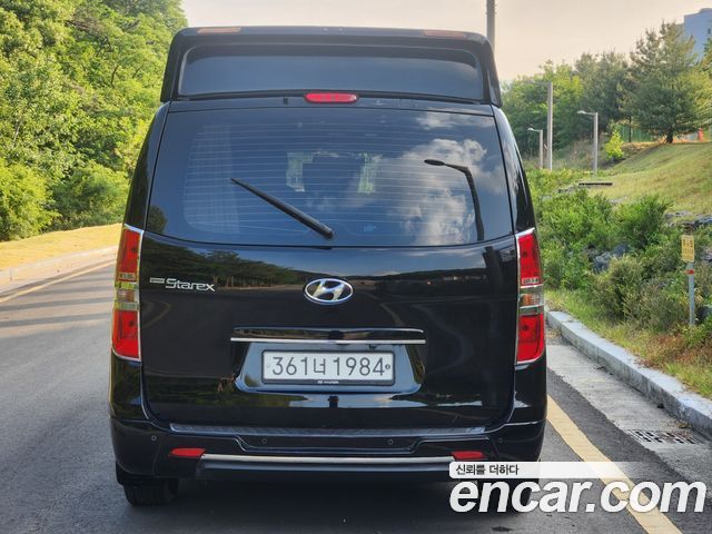Hyundai Starex Extraordinary Equipment-Installed Vehicle — пробег 185 000 км — фото 4 из 5