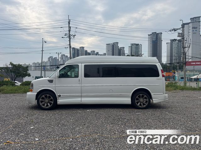 Chevrolet Express Van 6.0 — пробег 56 899 км — фото 1 из 5