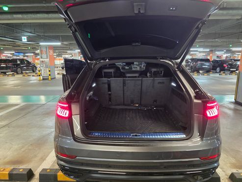 Audi Q8 55 TFSI Quattro Premium — пробег 53 000 км — фото 4 из 5