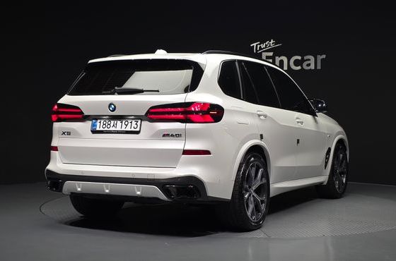 BMW X5 xDrive 40i M Sport — пробег 5 423 км — фото 2 из 5