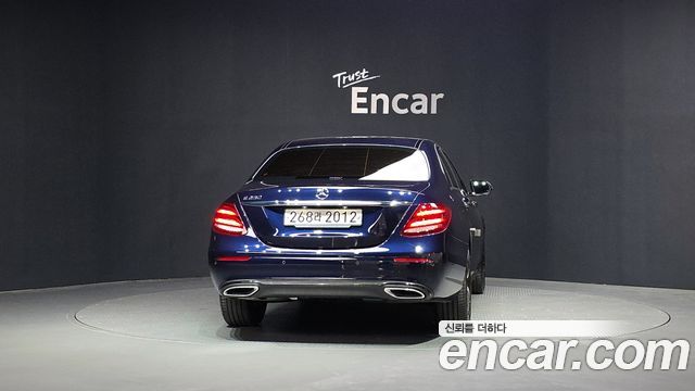 Mercedes-Benz E-Class из Кореи Encar
